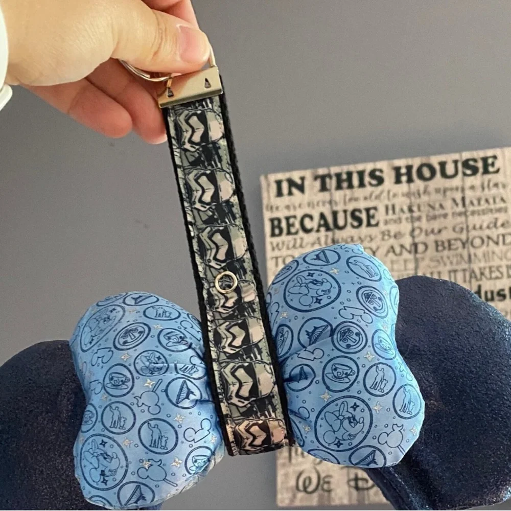 Handmade Minnie ears holder in Stormtroopers design